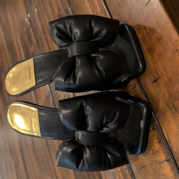 Jeffrey Campbell Bow Down Heel Puff Bow Faux Leather - Picture 3 of 13